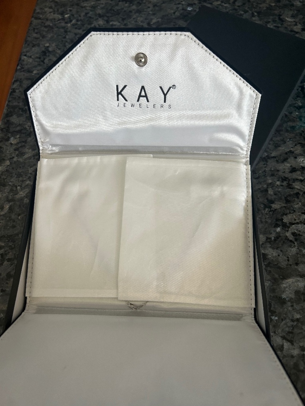 New in box- Kay Jewelers smile necklace